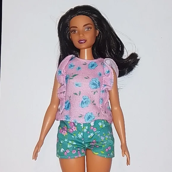 Barbie Floral Frills 78 Curvy Fashionistas Mattel Fashion Doll - Picture 3 of 7